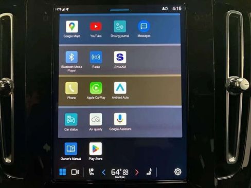 Used 2025 Volvo XC40 B5 Plus image 39