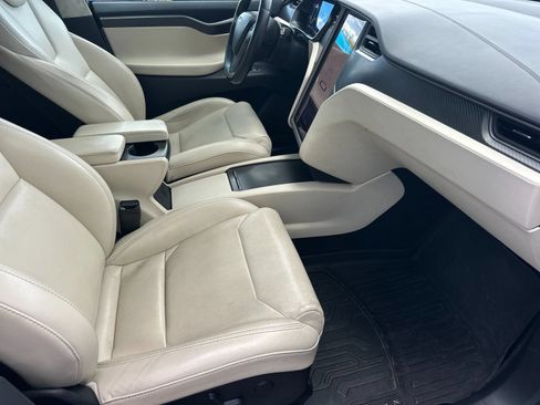 Used 2018 Tesla Model X 100D AWD/4WD image 15