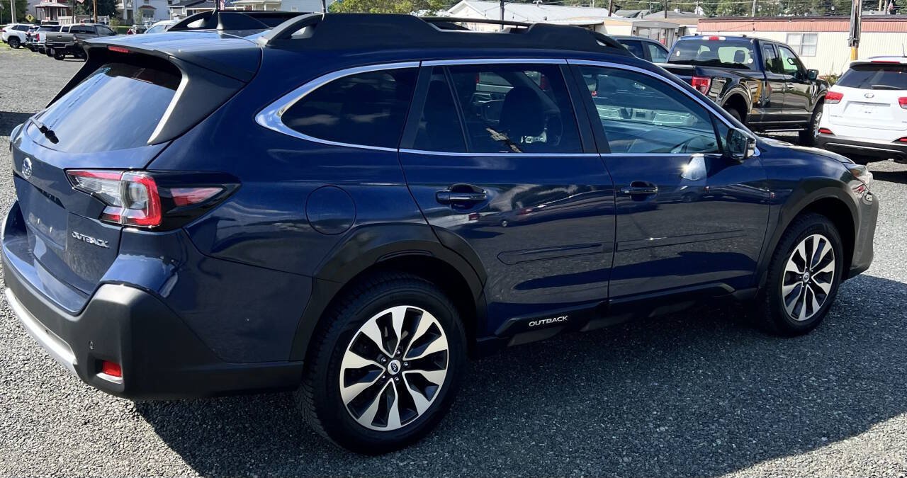Used 2024 Subaru Outback Limited AWD/4WD image 12