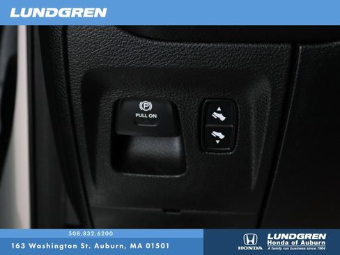 Used 2020 RAM 1500 Big Horn AWD/4WD image 30