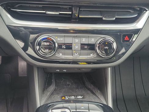 Used 2024 Buick Envista Sport Touring w/ Convenience I Package image 29