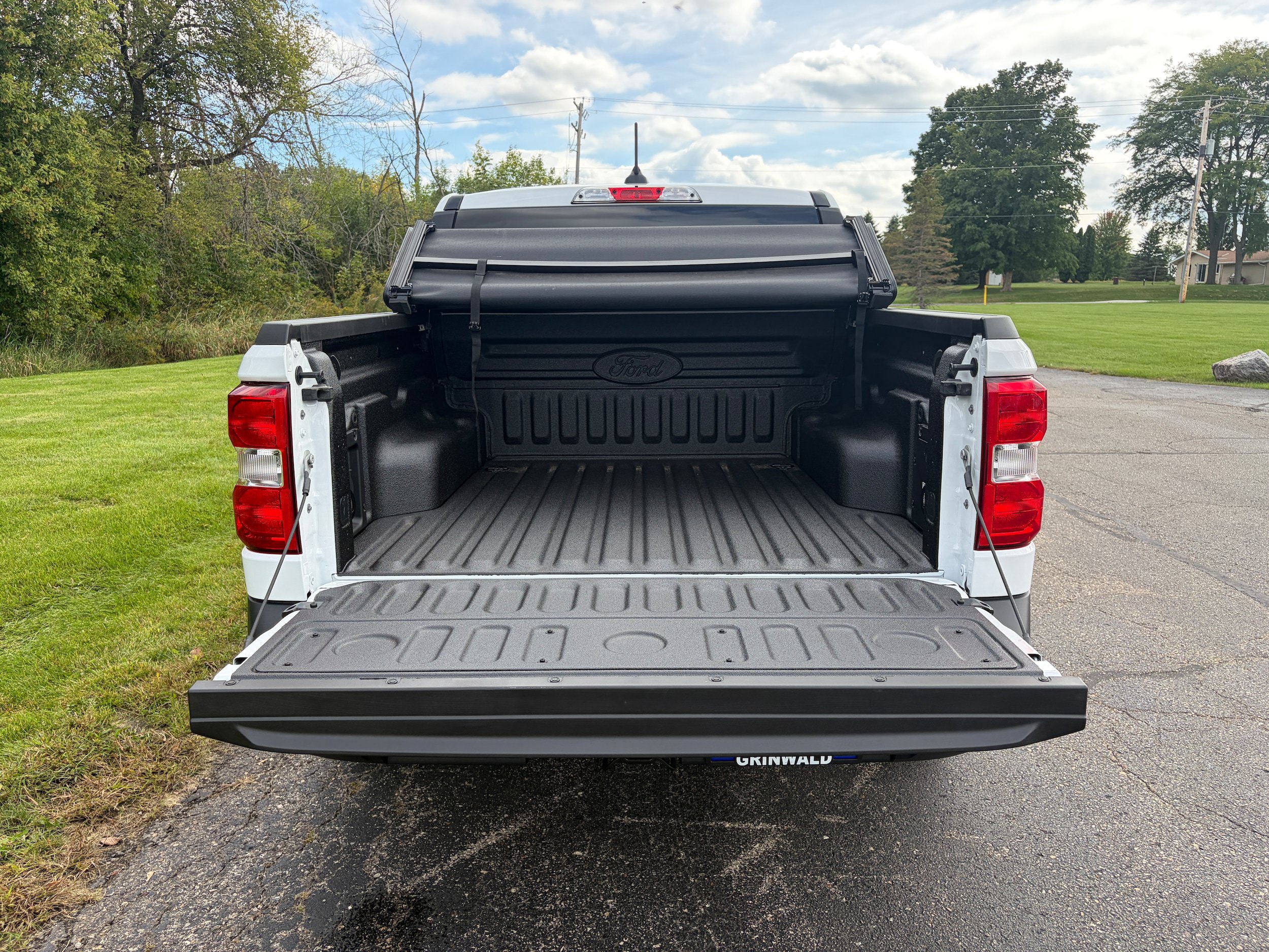 New 2026 Ford Maverick XLT w/ XLT Luxury Package FWD image 28