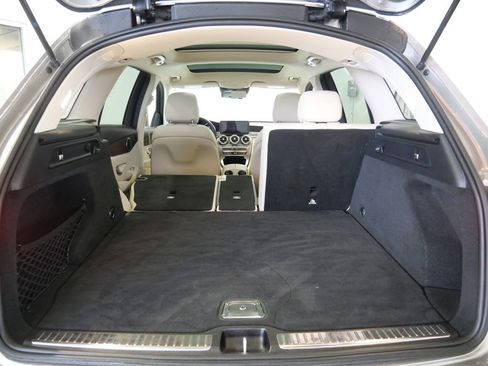 Used 2022 Mercedes-Benz GLC 300 GLC 300 image 28