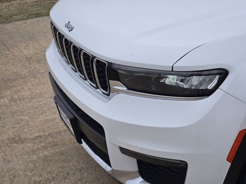 Used 2021 Jeep Grand Cherokee L Limited w/ Trailer Tow Group (B) image 10