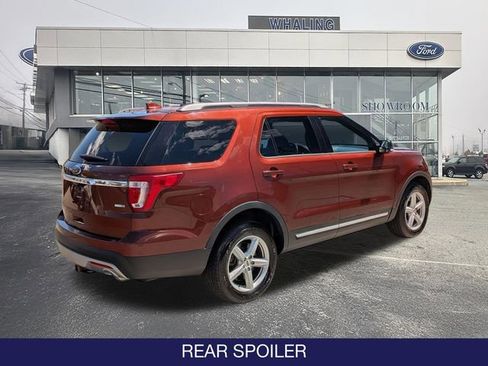 Used 2016 Ford Explorer XLT w/ Equipment Group 202A AWD/4WD image 8