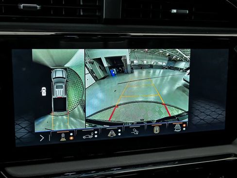 New 2026 GMC Sierra 1500 AT4 w/ Technology Package AWD/4WD image 19