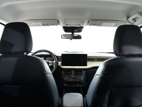 New 2026 Ford Maverick Lariat image 17