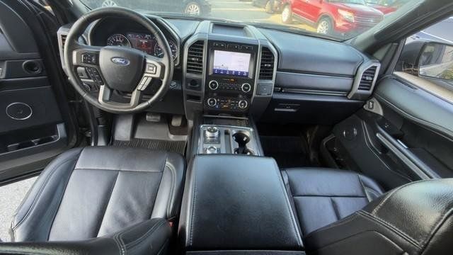 Used 2020 Ford Expedition XLT w/ Equipment Group 202A AWD/4WD image 24