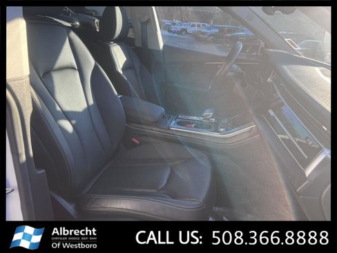Used 2023 Audi Q8 Premium Plus w/ Premium Plus Package image 20