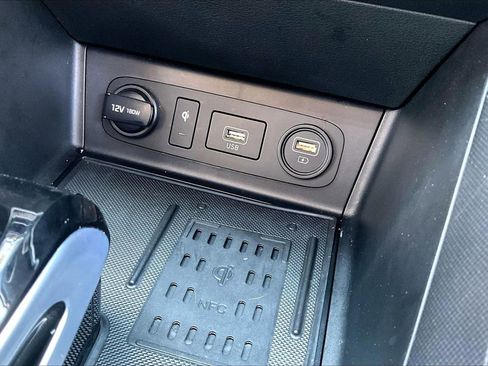 Used 2020 Hyundai Sonata Limited image 25