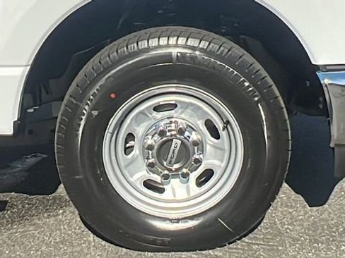 New 2026 Ford F350 XL w/ XL Chrome Package RWD image 10