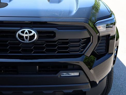 New 2025 Toyota Tacoma TRD Sport image 17