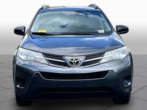 Used 2013 Toyota RAV4 LE FWD image 3