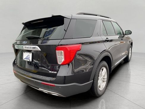 Used 2023 Ford Explorer XLT w/ Equipment Group 202A image 6