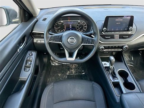 Used 2022 Nissan Altima 2.5 SV image 20