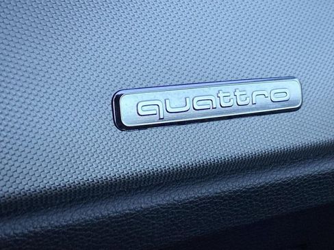 Used 2023 Audi Q3 2.0T Premium image 39