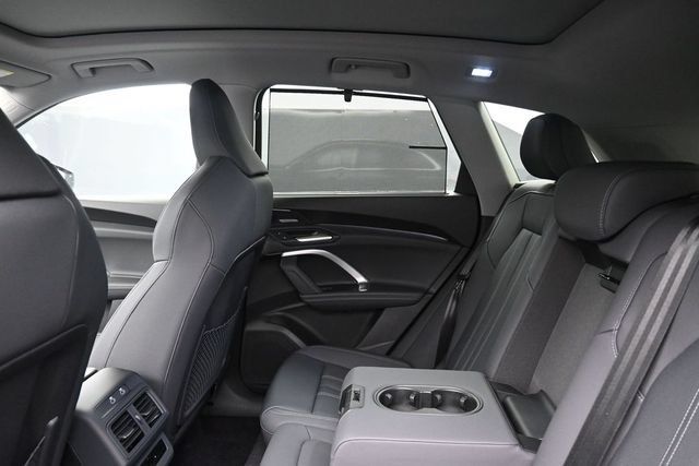 New 2026 Audi Q5 Premium Plus AWD/4WD image 18