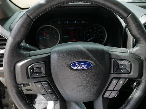 Used 2019 Ford F150 XLT w/ Equipment Group 302A Luxury AWD/4WD image 25