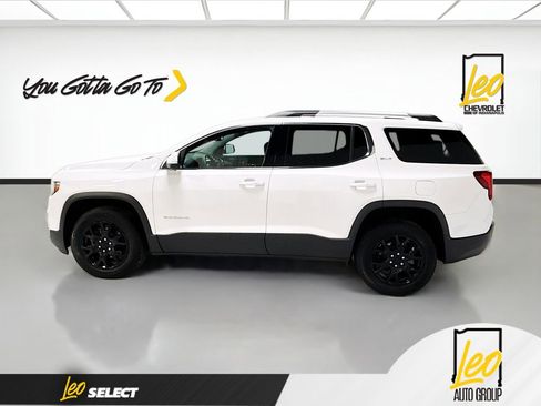 Used 2023 GMC Acadia SLT FWD image 8