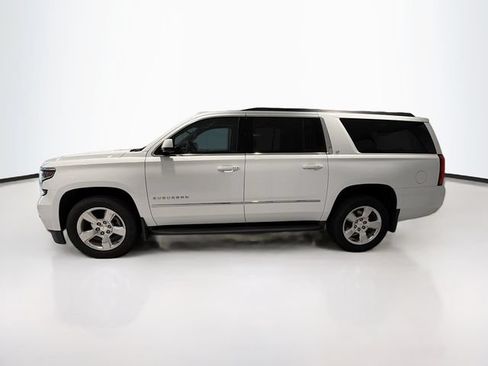 Used 2016 Chevrolet Suburban LT AWD/4WD image 4