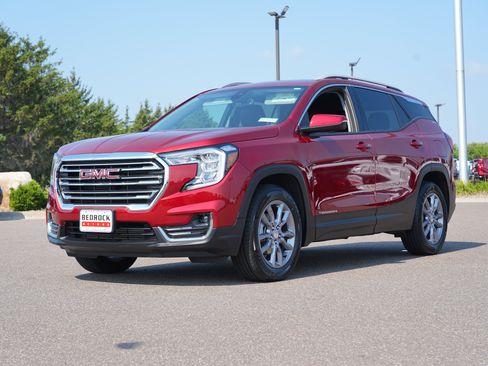 Used 2023 GMC Terrain SLT AWD/4WD image 7