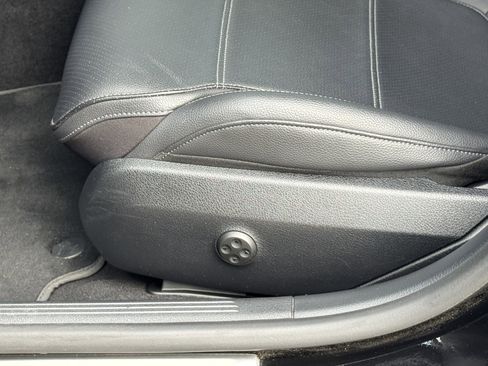 Used 2024 Mercedes-Benz C 300 4MATIC Sedan image 18