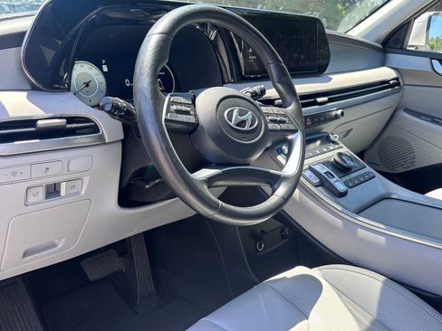 Used 2023 Hyundai Palisade SEL w/ Premium Package FWD image 15