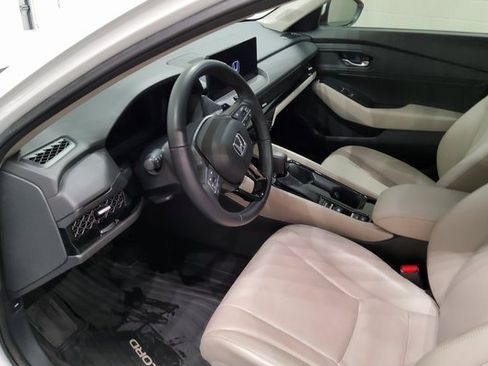 Used 2023 Honda Accord EX-L image 15