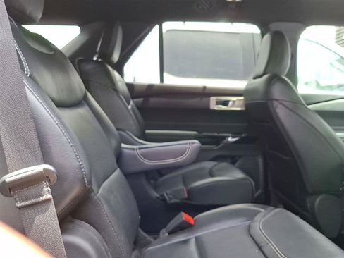 Used 2022 Ford Explorer ST w/ Equipment Group 401A AWD/4WD image 12
