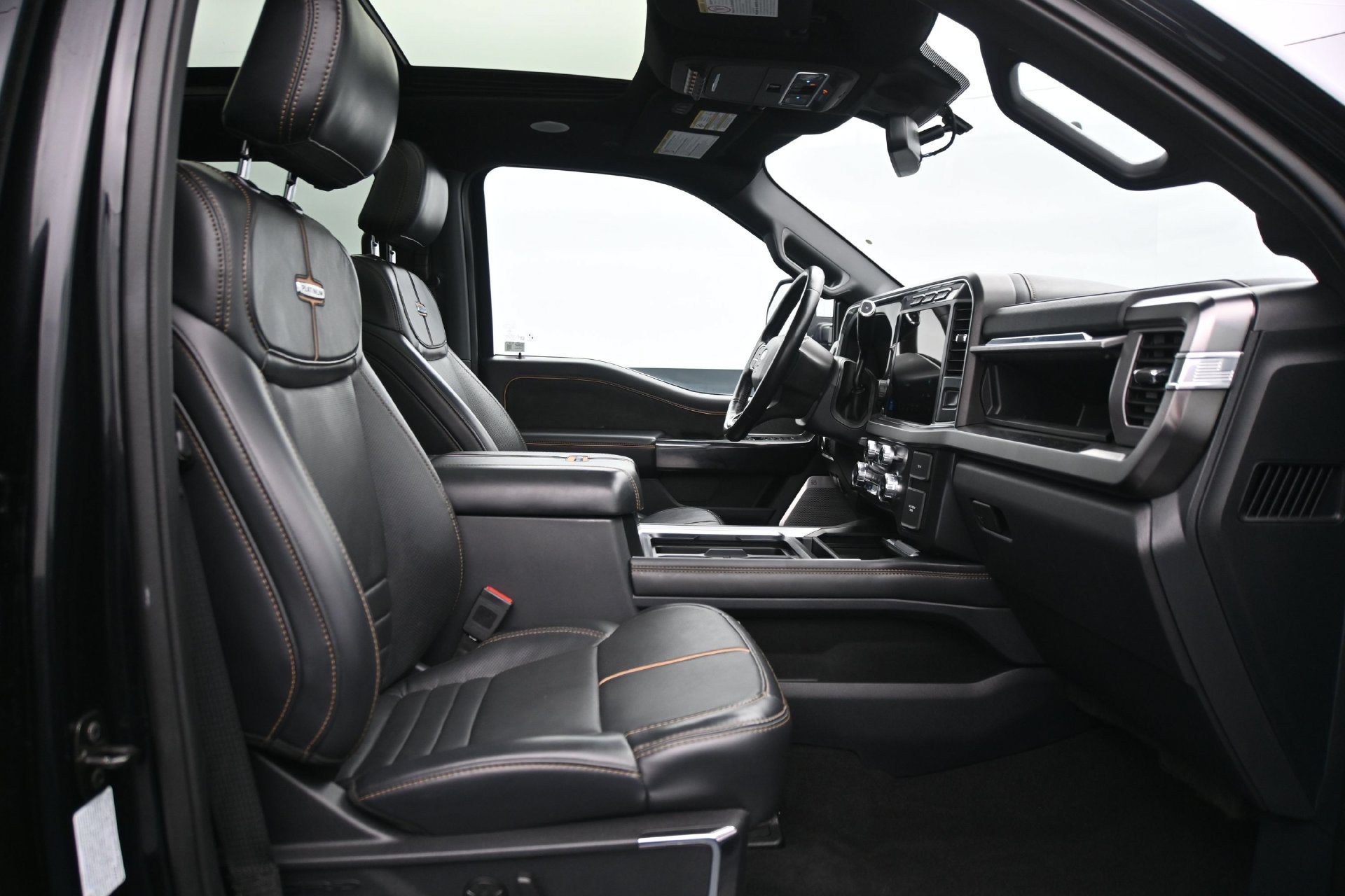 Used 2024 Ford F250 Platinum AWD/4WD image 13