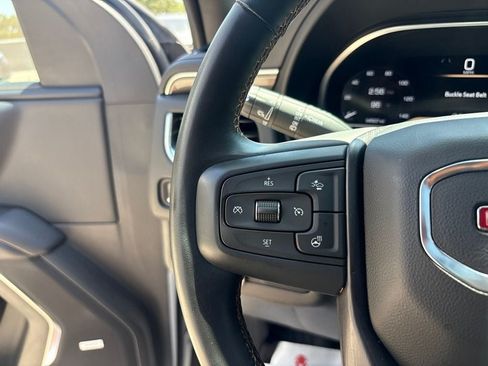 Used 2023 GMC Yukon XL AT4 w/ AT4 Premium Plus Package AWD/4WD image 24