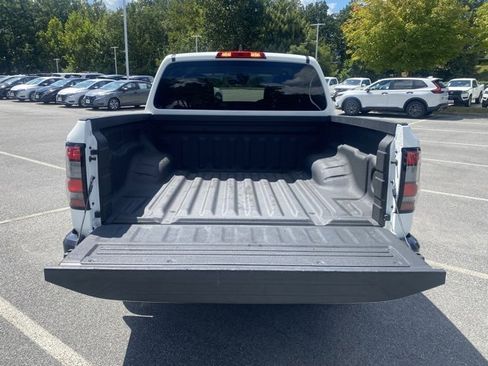 Used 2022 Nissan Frontier S w/ Technology Package image 7