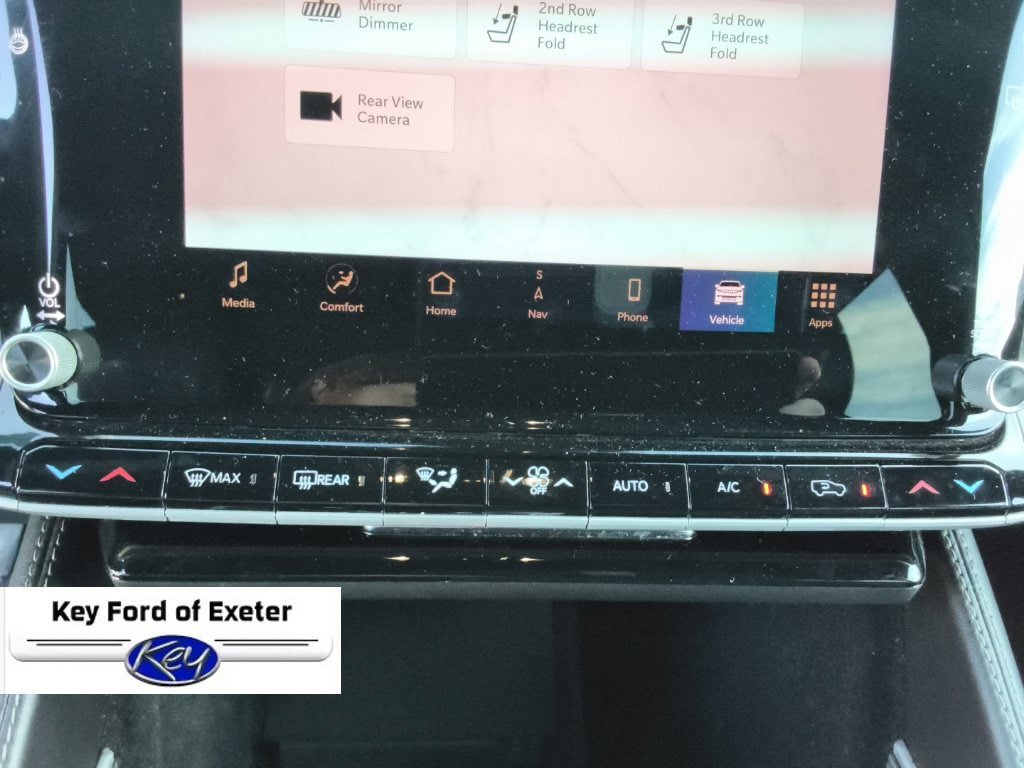 Used 2024 Jeep Wagoneer Series II AWD/4WD image 53