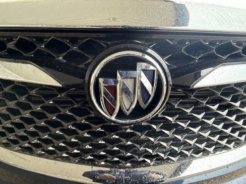 Certified 2024 Buick Enclave Avenir w/ Avenir Technology Package image 31