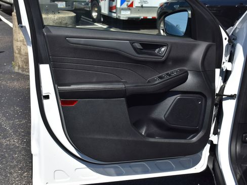 Used 2023 Ford Escape Active w/ Cold Weather Package FWD image 12