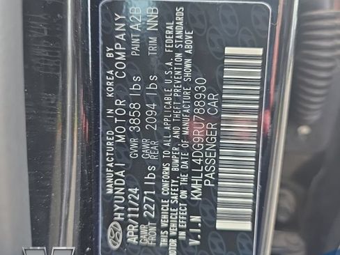 Used 2024 Hyundai Elantra SE FWD image 24