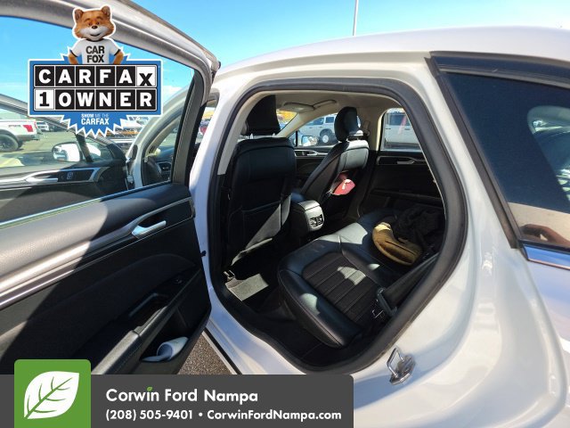 Used 2017 Ford Fusion SE w/ Equipment Group 201A AWD/4WD image 9