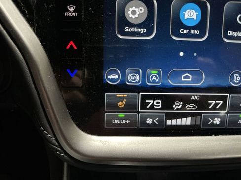 Used 2025 Subaru Outback Premium image 32