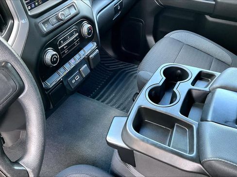 Used 2022 Chevrolet Silverado 1500 Custom AWD/4WD image 17