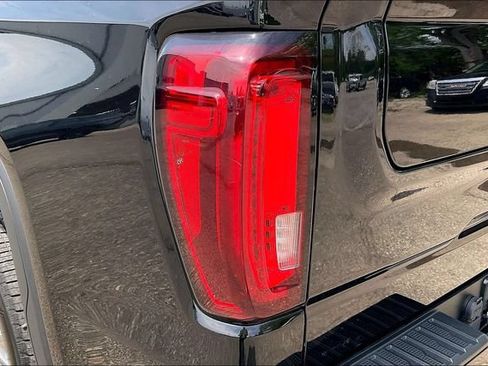 Used 2021 GMC Sierra 1500 Denali w/ Denali Premium Package AWD/4WD image 29