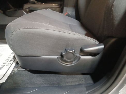 Used 2018 Toyota Tacoma TRD Sport image 14