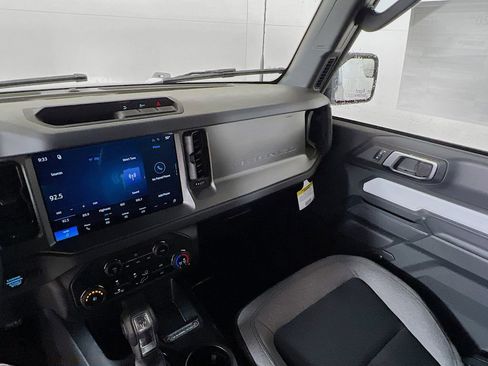 New 2026 Ford Bronco 2-Door image 24
