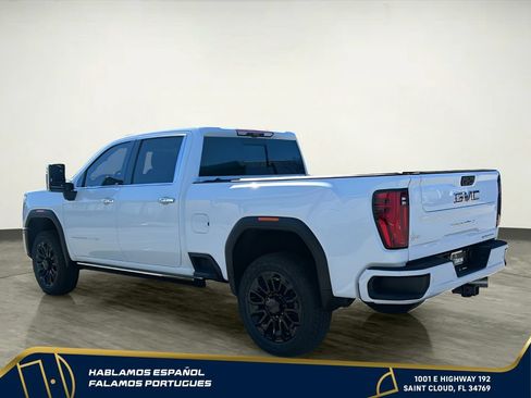New 2026 GMC Sierra 2500 Denali w/ Denali Reserve Package AWD/4WD image 4