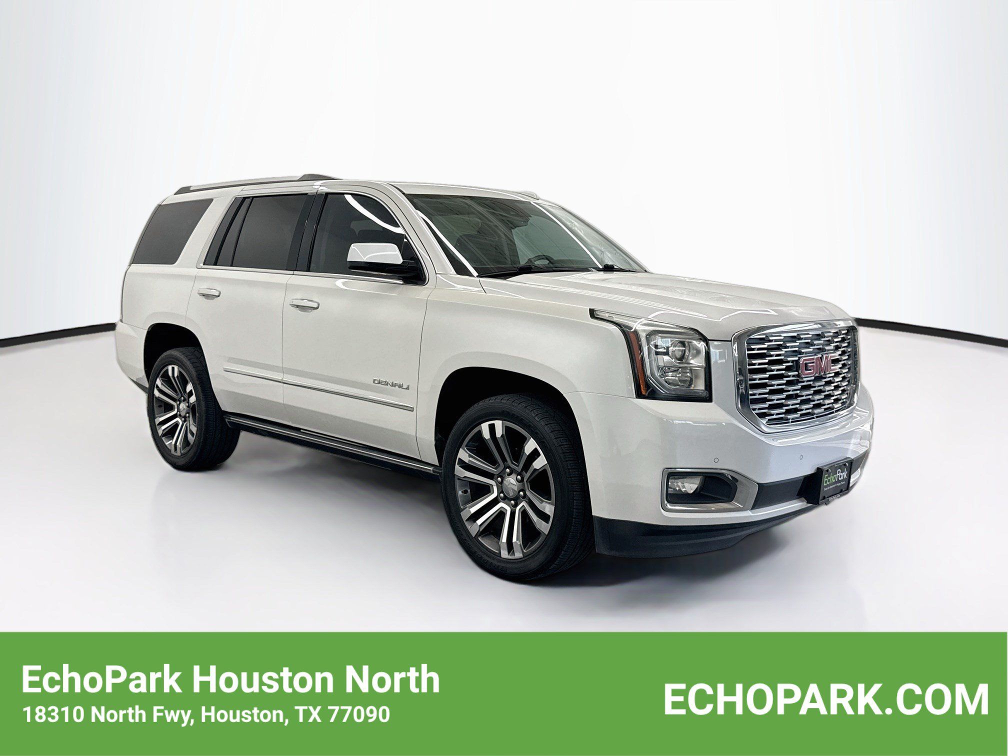 Used 2020 GMC Yukon Denali w/ Denali Premium Package RWD image 1