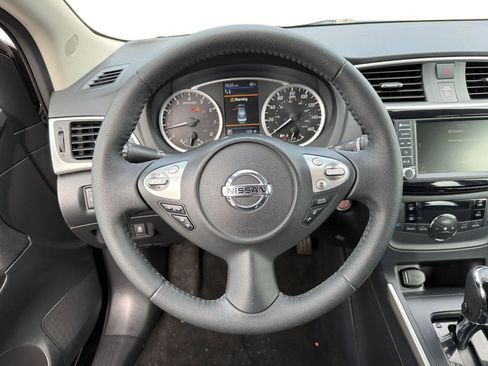 Used 2019 Nissan Sentra SV w/ Special Edition Package image 10