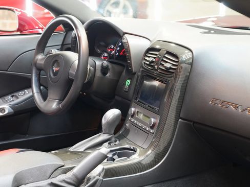 Used 2007 Chevrolet Corvette Coupe RWD image 46