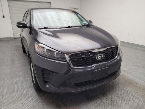 Used 2019 Kia Sorento FWD image 14