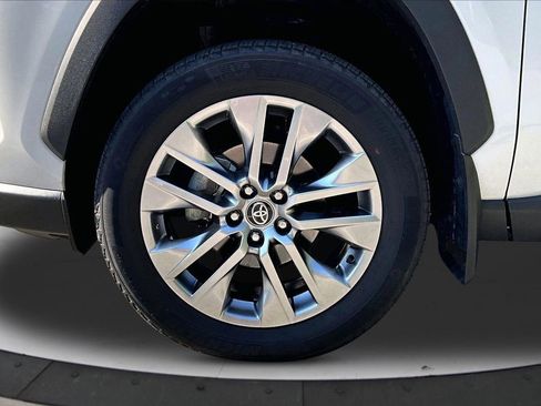 Used 2024 Toyota RAV4 XLE Premium FWD image 32