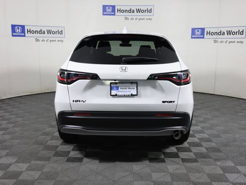 New 2026 Honda HR-V Sport image 5