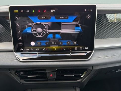 New 2026 Volkswagen Tiguan SE R-Line FWD image 20